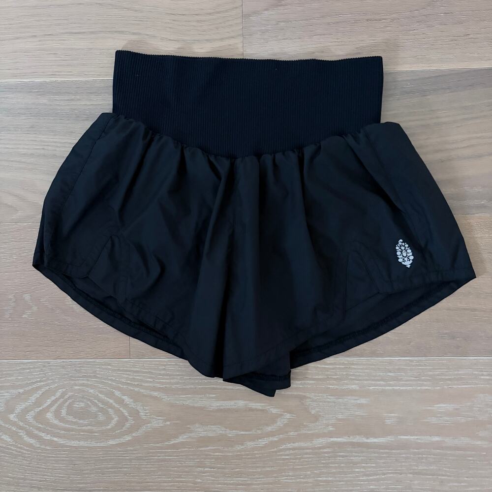 Free People FP Movement Carpe Diem Shorts Black Medium